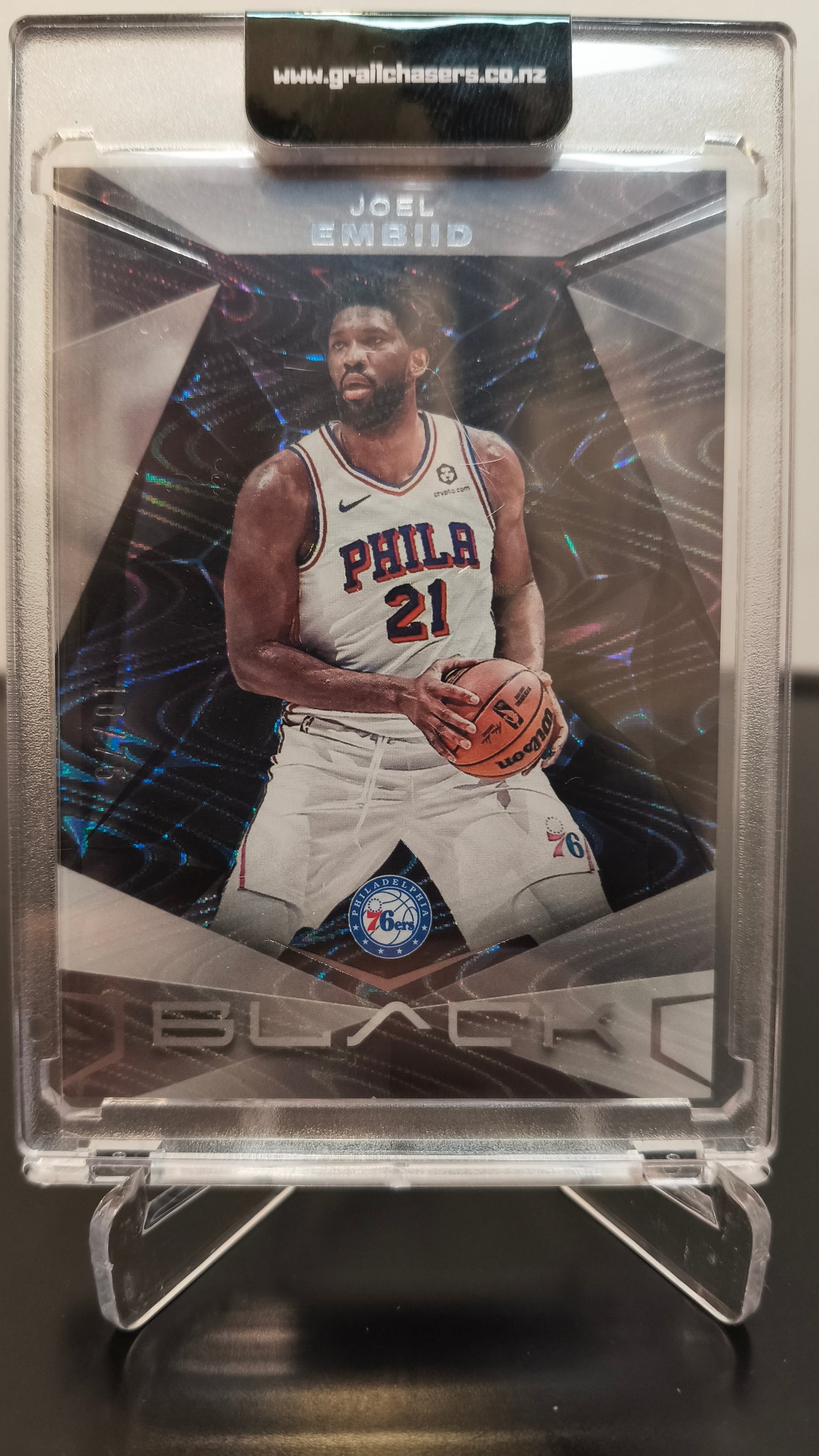 Gold NBA Grail Chase #001 (20 Spotter)