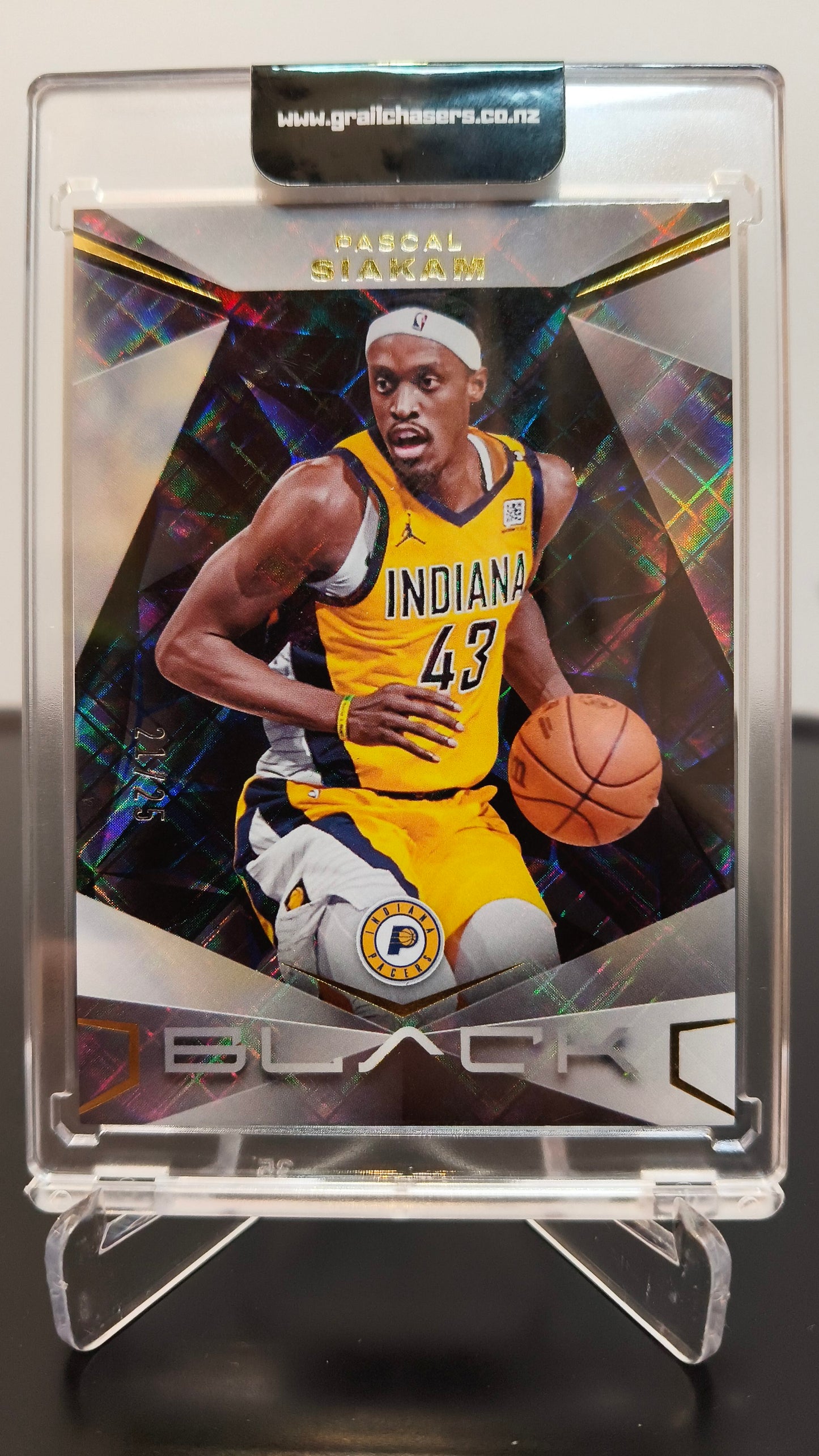 Gold NBA Grail Chase #001 (20 Spotter)